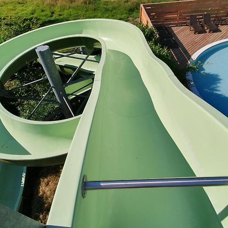 Camping Les Vernieres La Bourboule Sancy Exteriör bild