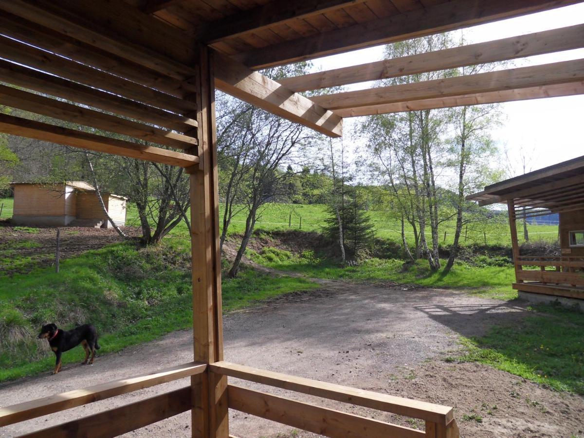 Camping Les Vernieres La Bourboule Sancy Exteriör bild