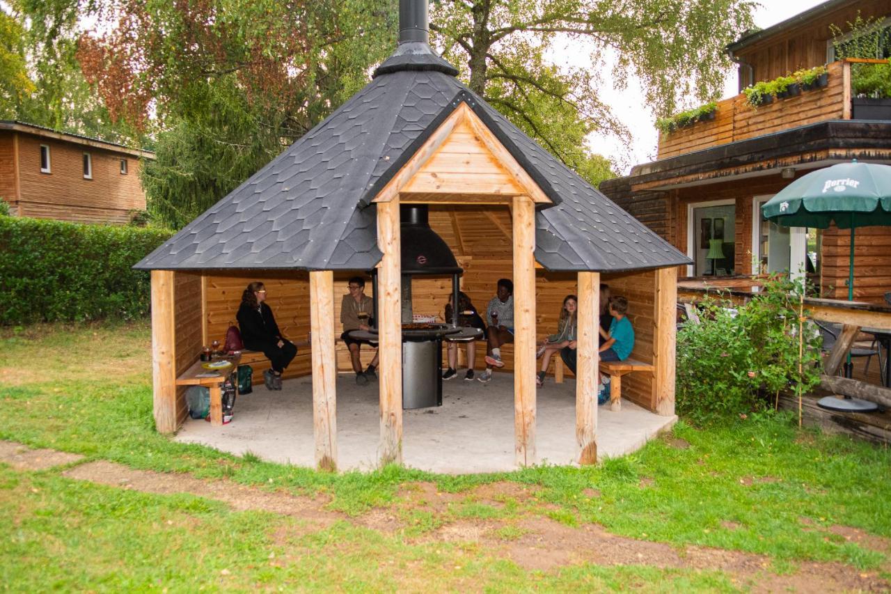 Camping Les Vernieres La Bourboule Sancy Exteriör bild