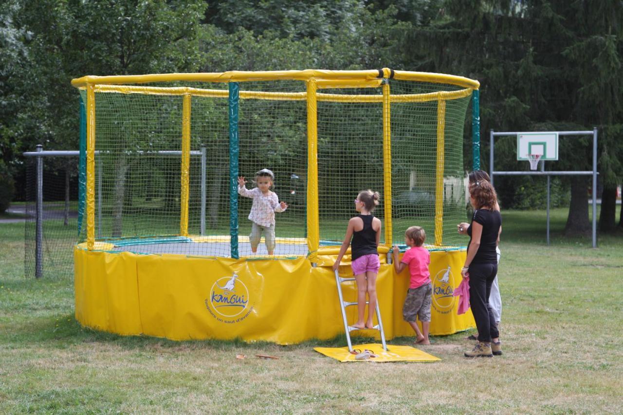 Camping Les Vernieres La Bourboule Sancy Exteriör bild