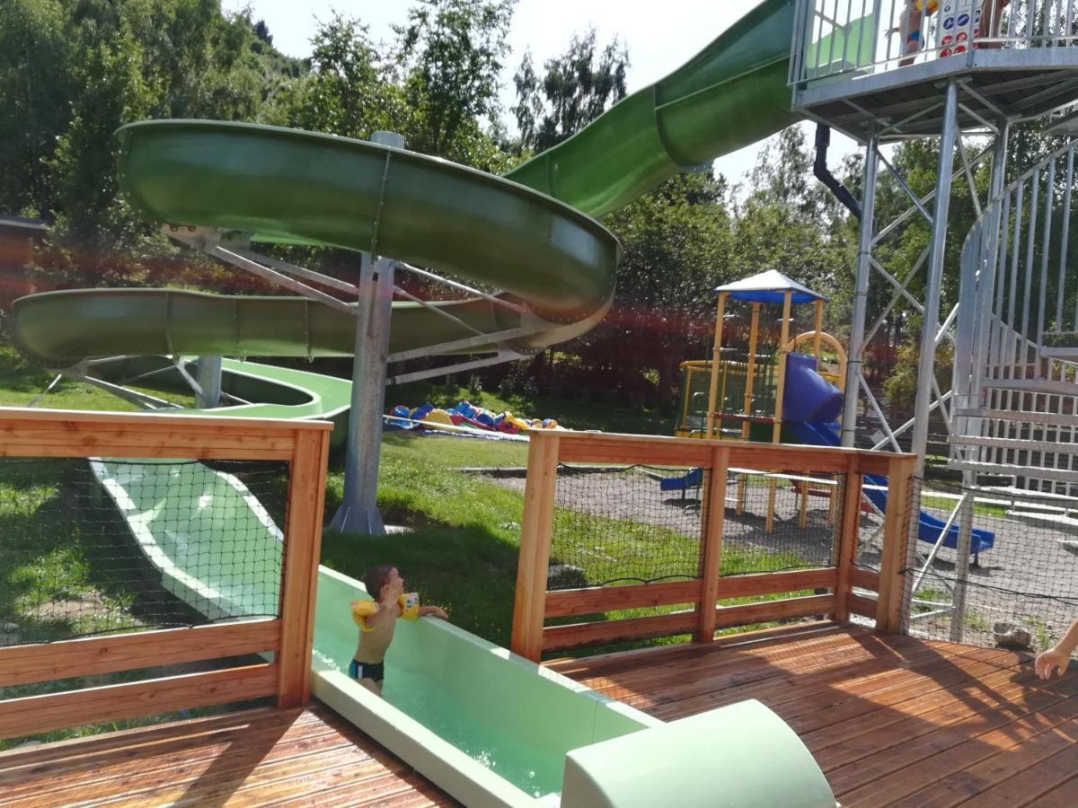 Camping Les Vernieres La Bourboule Sancy Exteriör bild