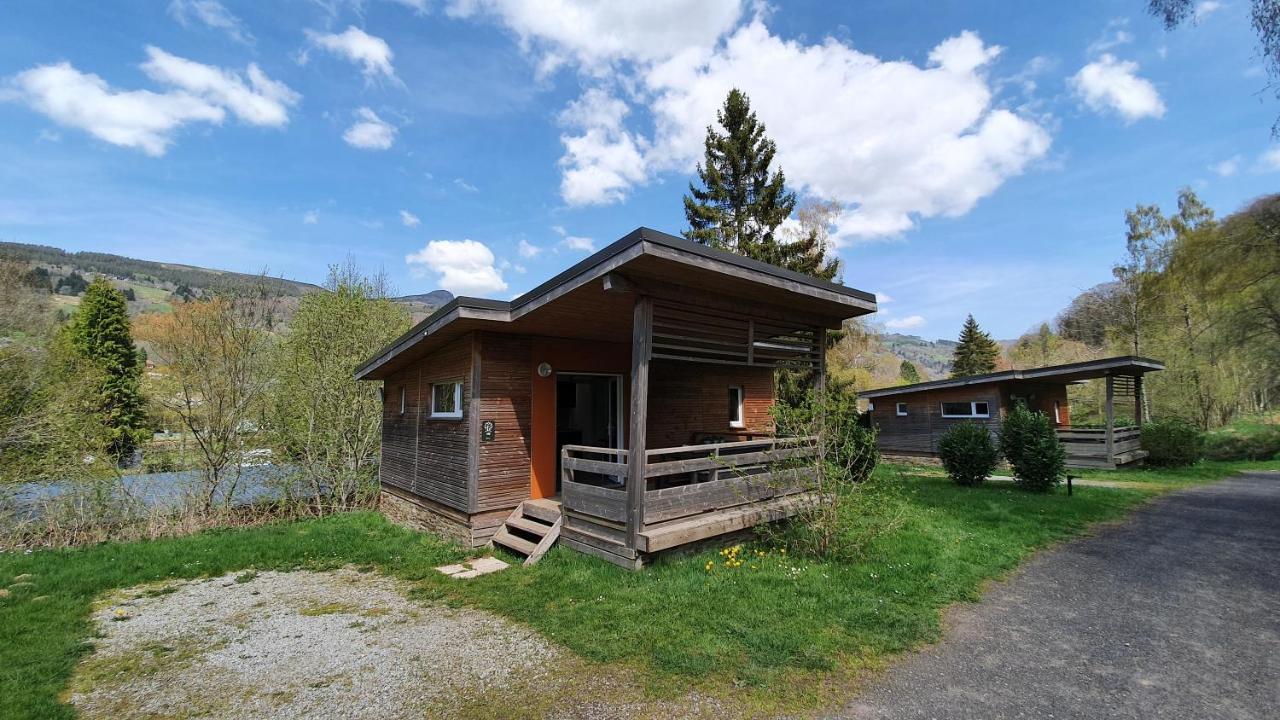 Camping Les Vernieres La Bourboule Sancy Exteriör bild
