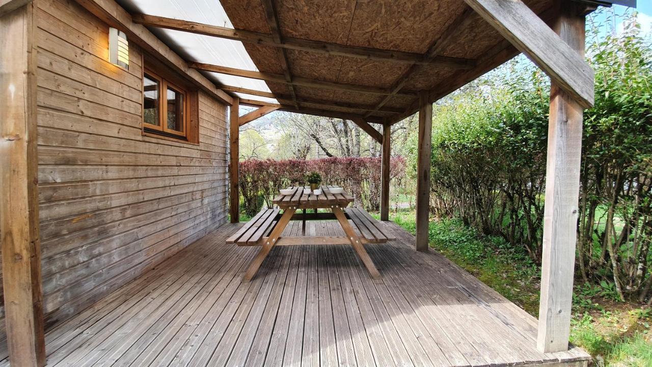 Camping Les Vernieres La Bourboule Sancy Exteriör bild