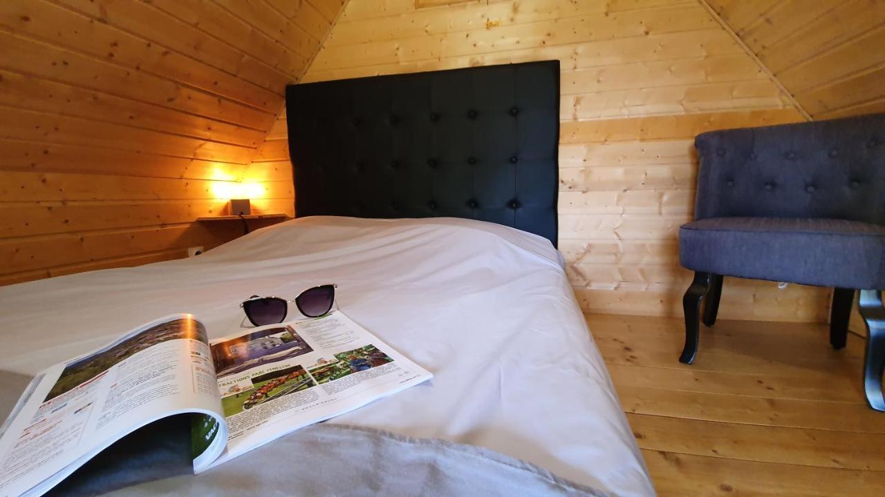 Camping Les Vernieres La Bourboule Sancy Exteriör bild