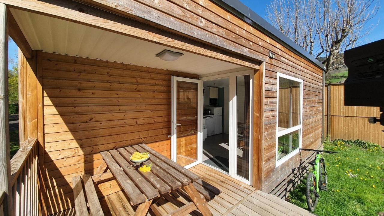 Camping Les Vernieres La Bourboule Sancy Exteriör bild