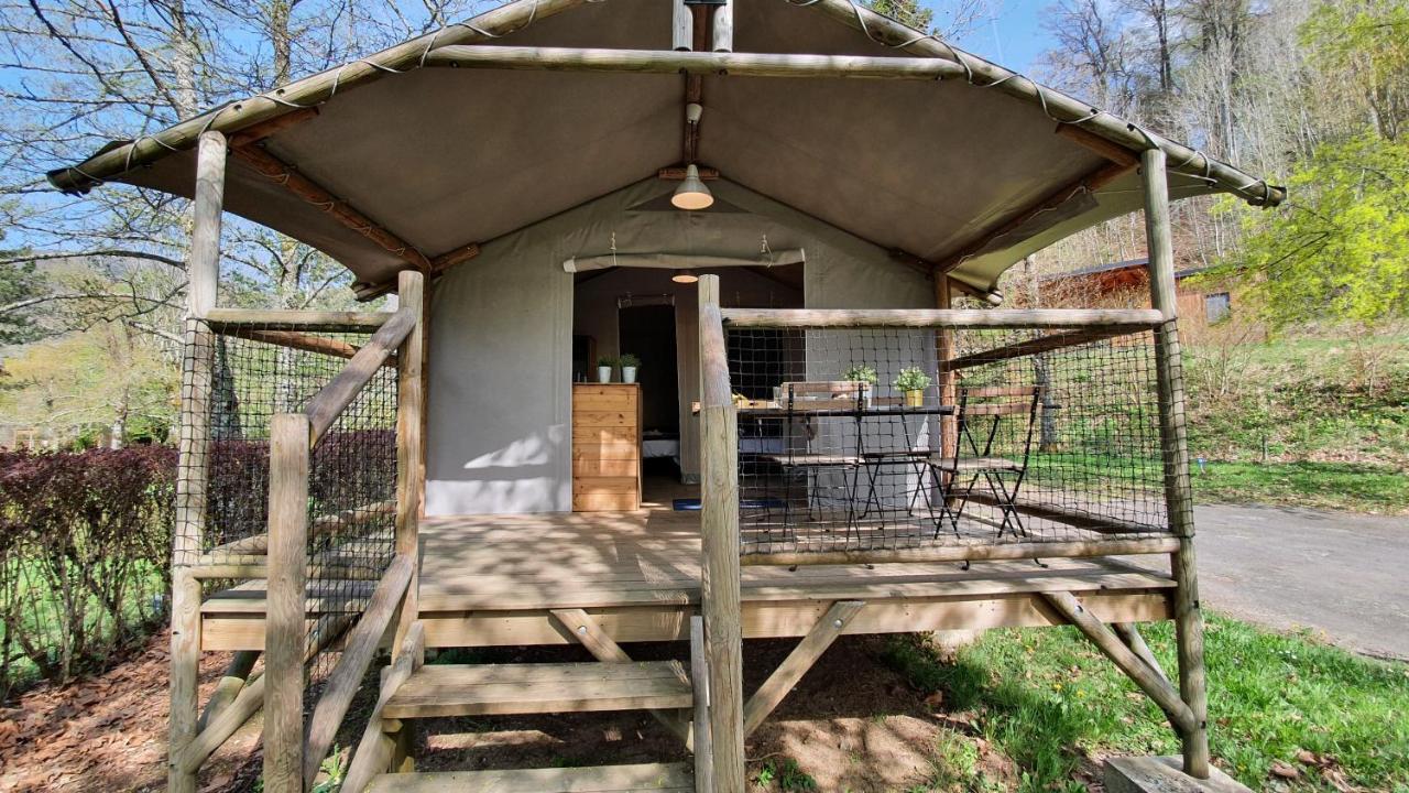 Camping Les Vernieres La Bourboule Sancy Exteriör bild