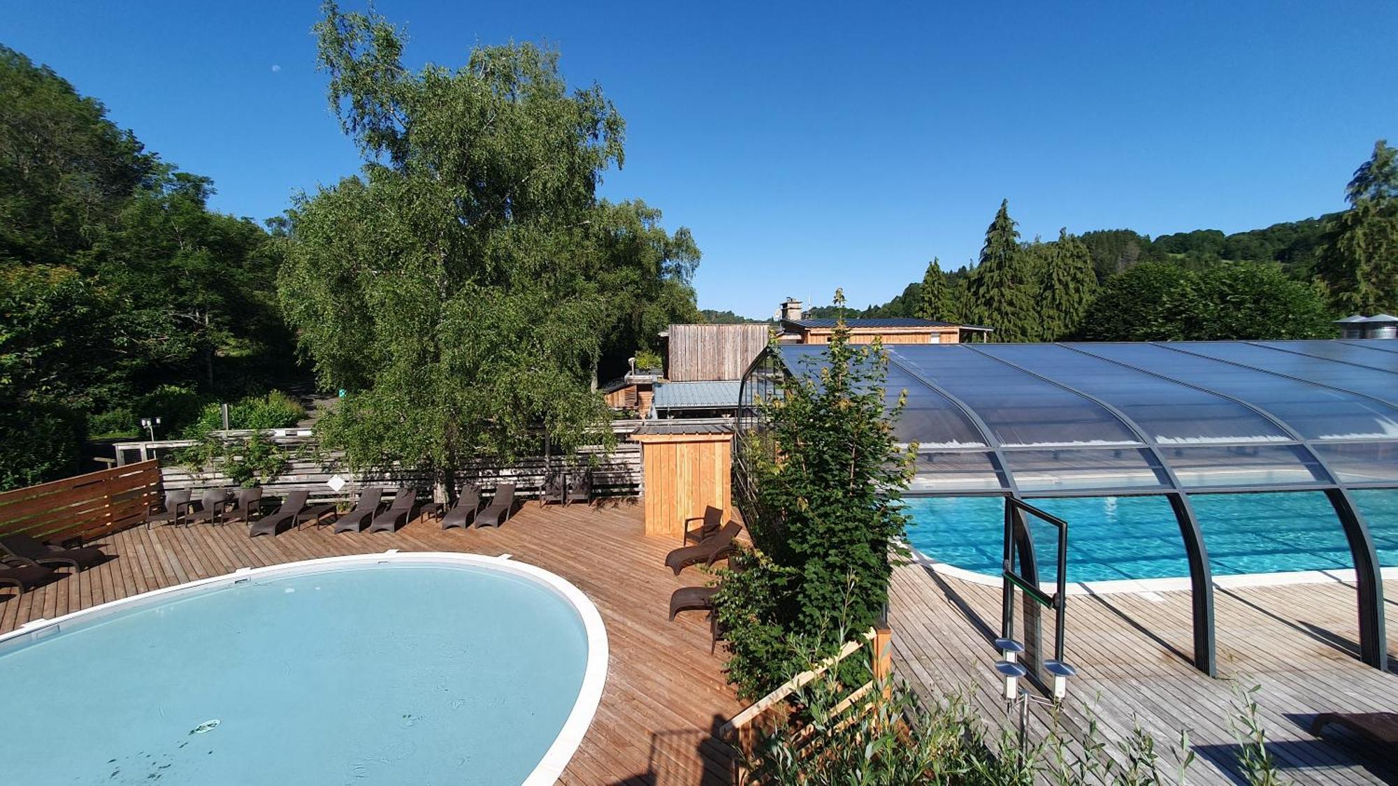 Camping Les Vernieres La Bourboule Sancy Exteriör bild